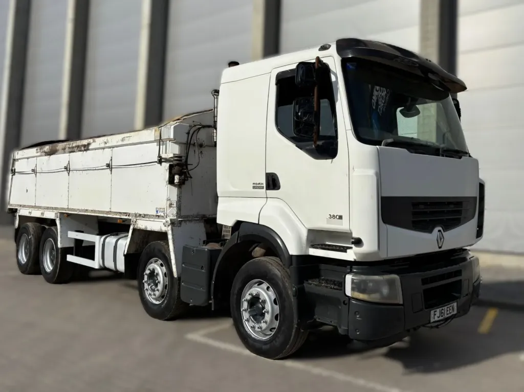 Renault Premium Lander 380 DXi 8x4 (Tipper) - RHD (EEN)