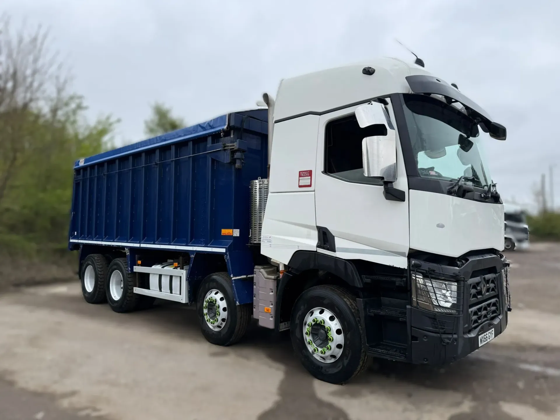 Renault C 430 8x4 (Bulk Tipper) - RHD (GYF)