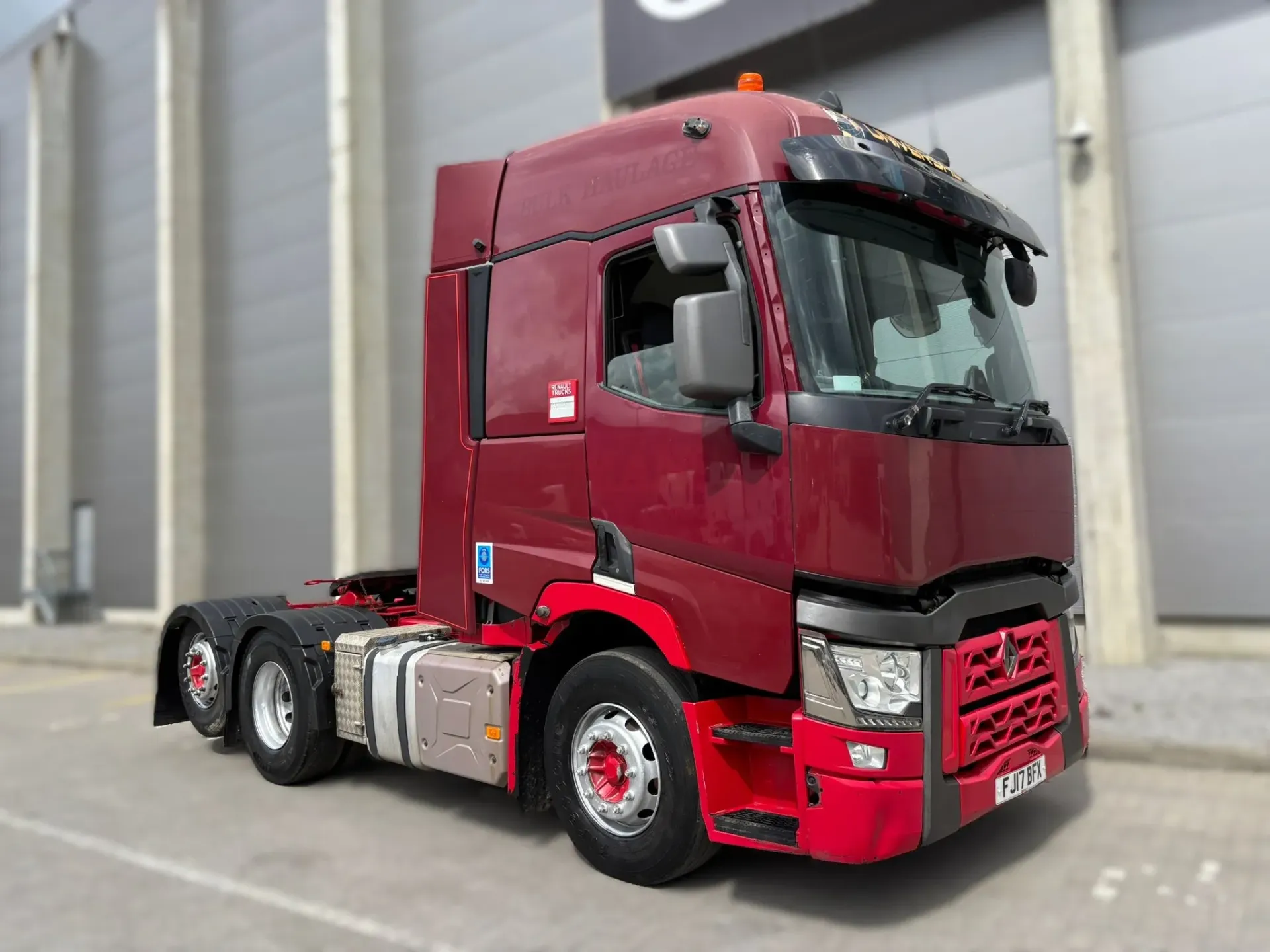 Renault T 520 6x2 (Hydraulics) - RHD (BFX)