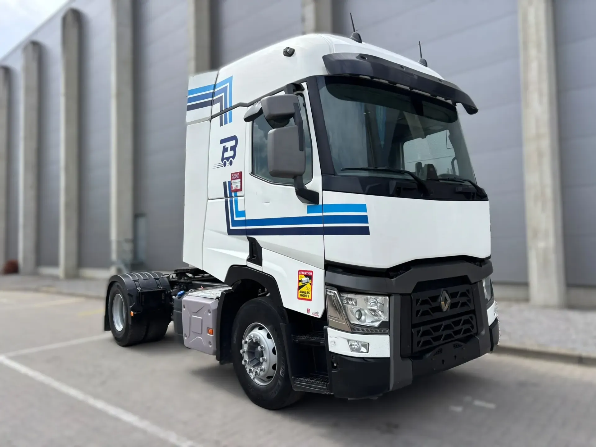 Renault T 460 4x2 (Retarder - PTO) - LHD (373)