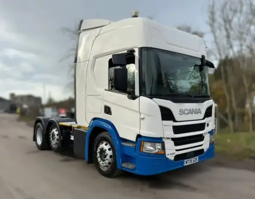 Scania P 450 6x2 - RHD